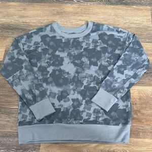 Women’s Gray Camouflage Sweater